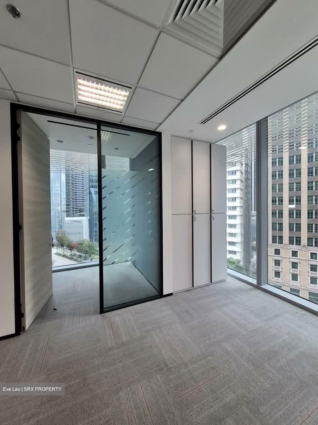 Ocean Financial Centre (D1), Office #584849831